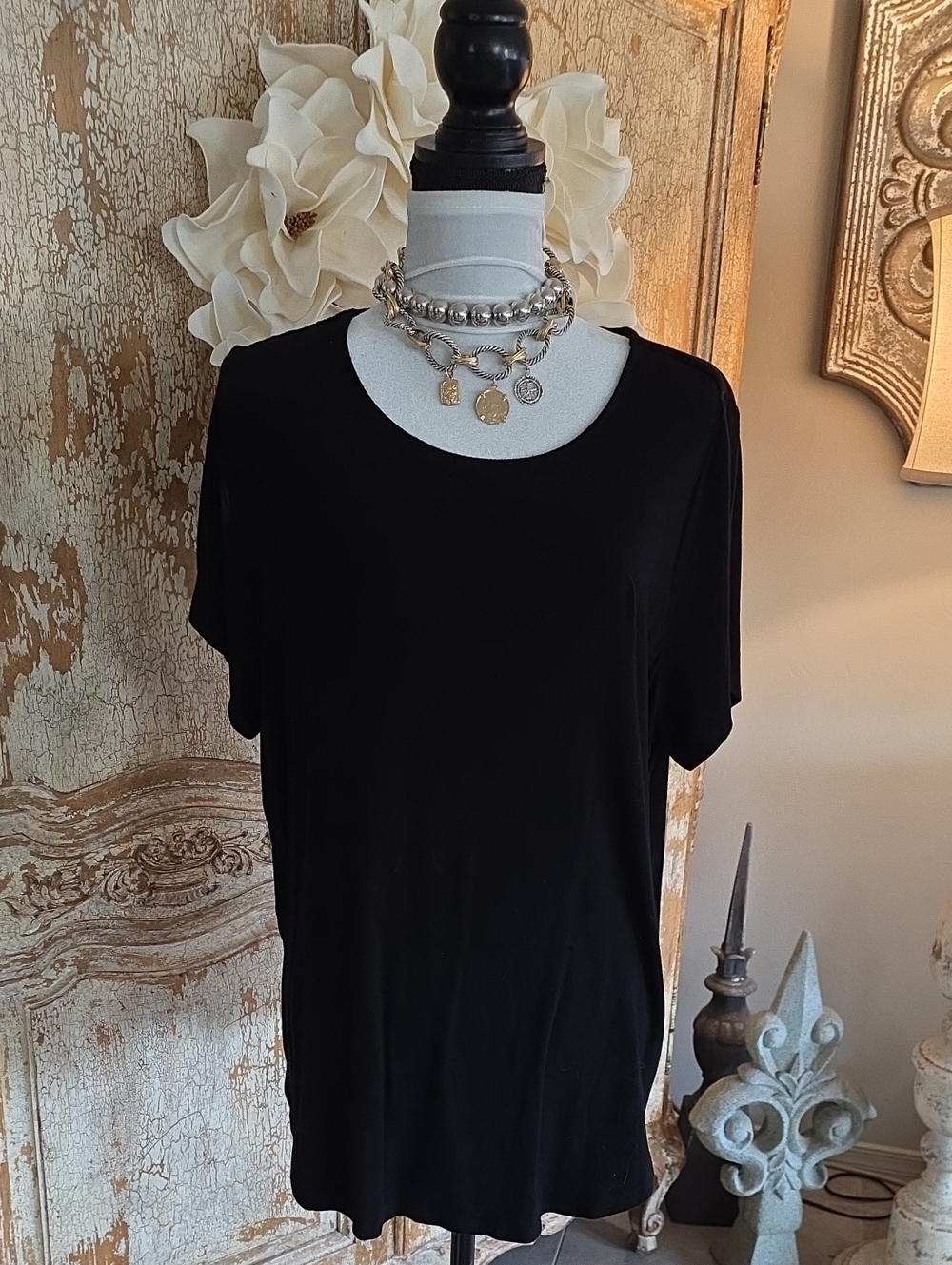 Philosophy Black Short-Sleeve Scoop Neck Tee